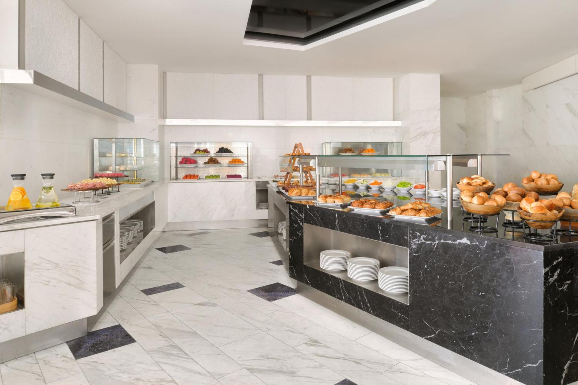 Intercontinental Luanda Miramar By Ihg Hotel Exterior photo