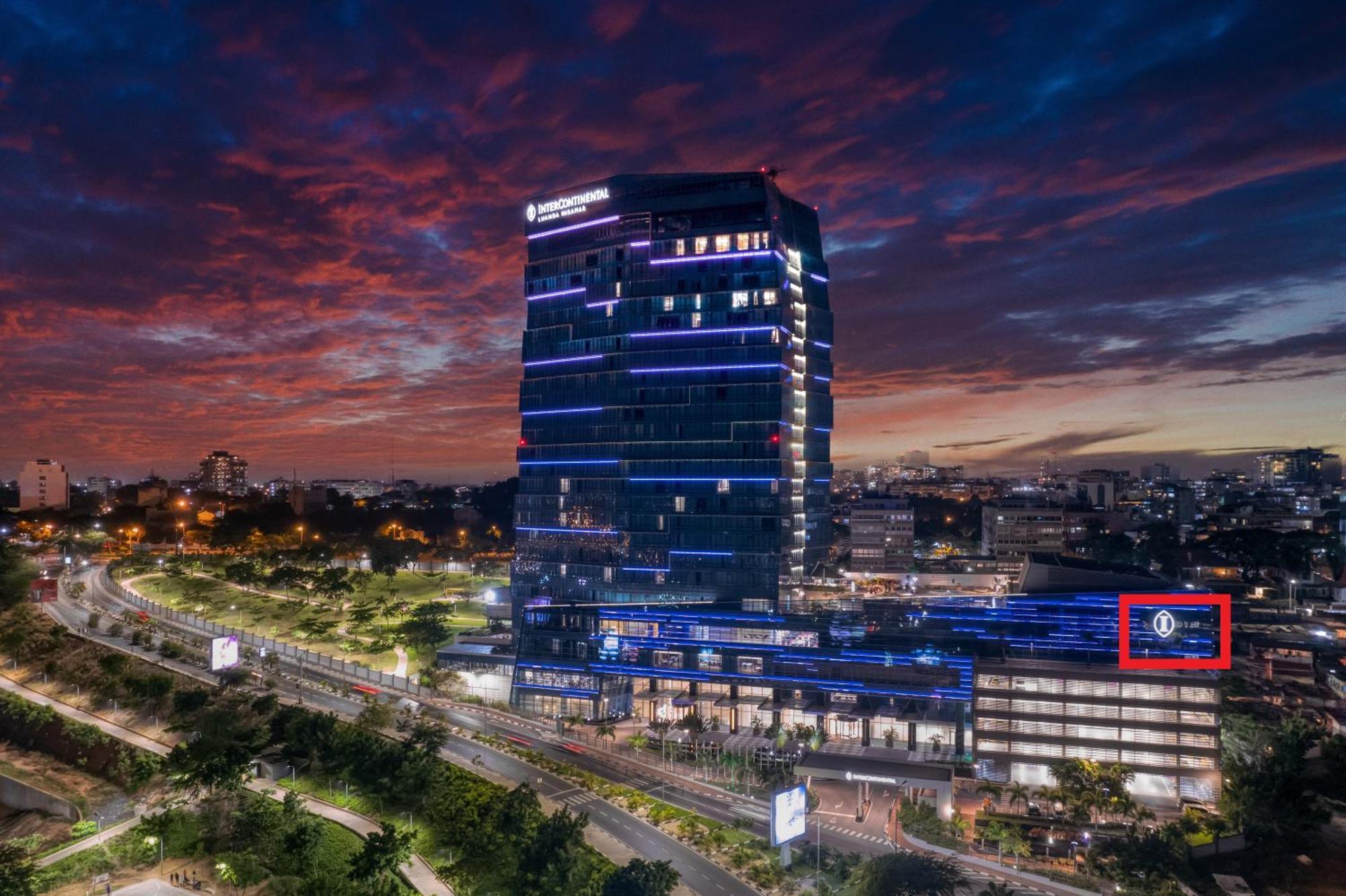 Intercontinental Luanda Miramar By Ihg Hotel Exterior photo